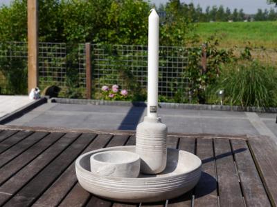 Räder at Home grote schaal beton met veren